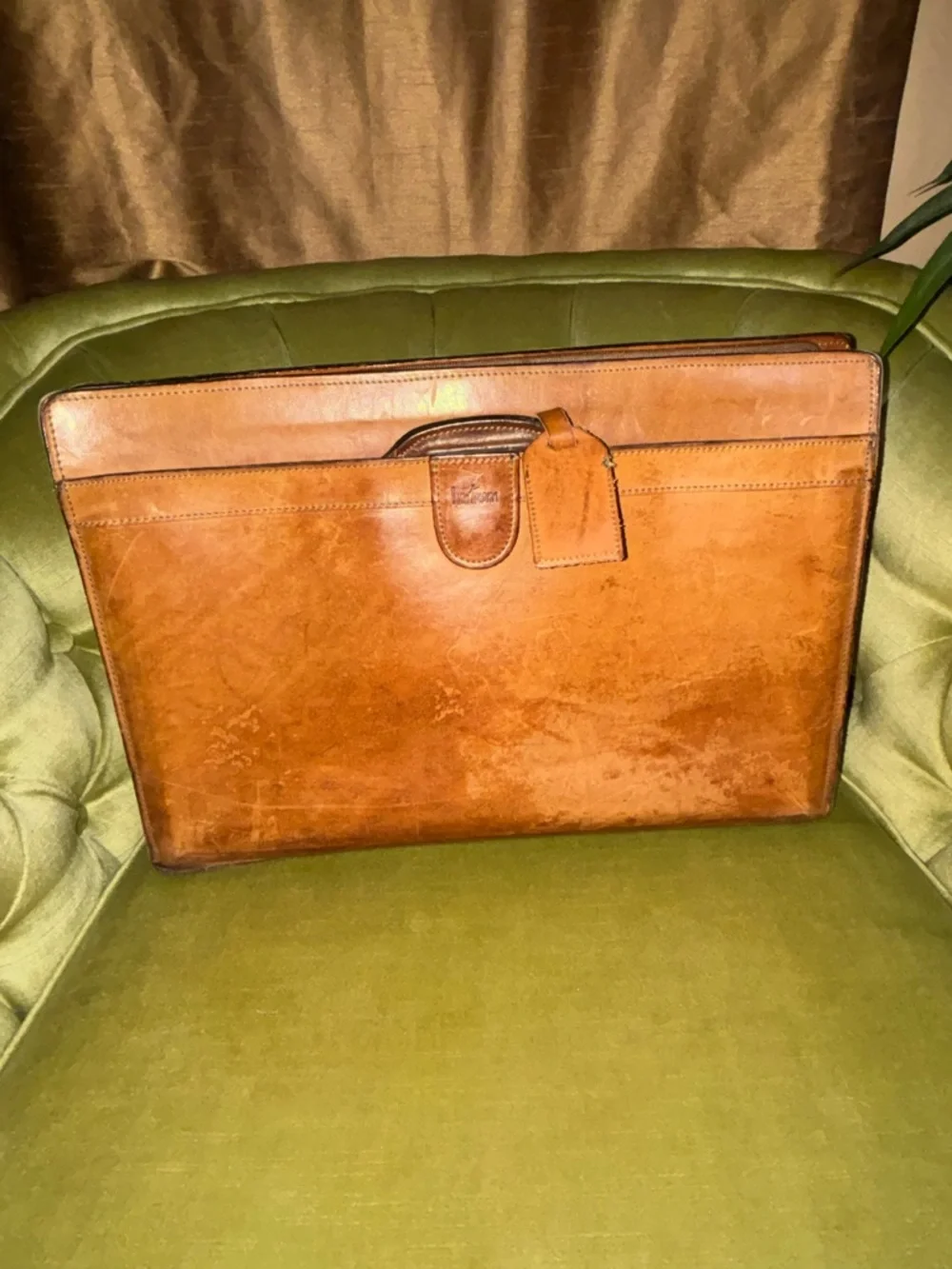 Hartmann leather attache